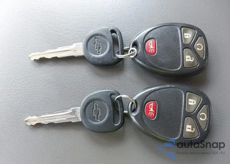 2011 Chevrolet Traverse 1Lt z USA, uszkodzony, nr VIN 1GNKRGED7BJ180827